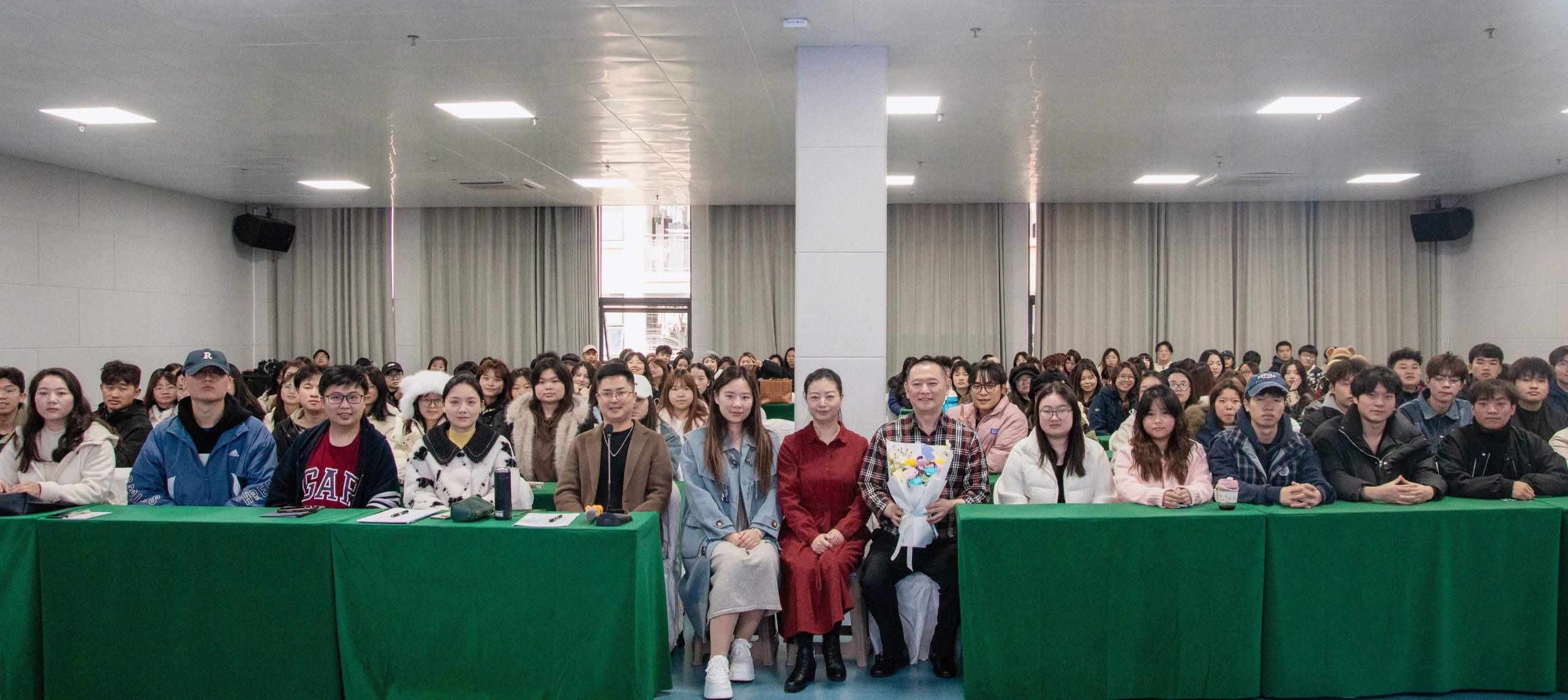 琴键“玩”出新花样！——钢琴教育名家助力音乐学科建设， 共探音乐教育新发展