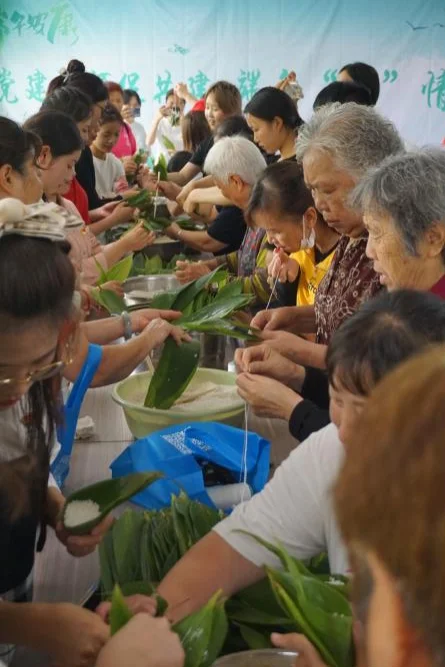 ZhiYuanZheHeSheQuJuMinYiQiBao.max-1600x1